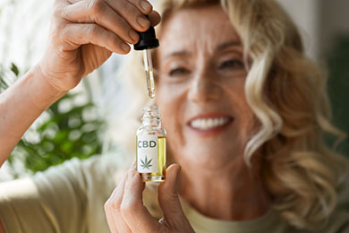 CBD sous forme d'huile à déposer sous la langue